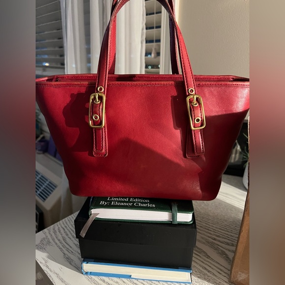 Coach legacy mini vintage red leather mini market tote RARE in great condition - Picture 3 of 8